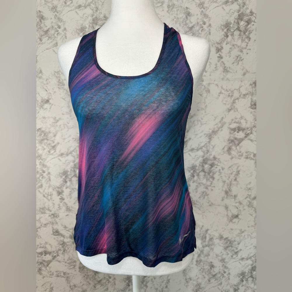 Nike Breathe Cool Tank, Multicolor. Size S
